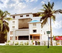 Highway Palace Inn Hotel Pattikkad