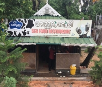 Vellakkanthaari Restaurant Mulavukad